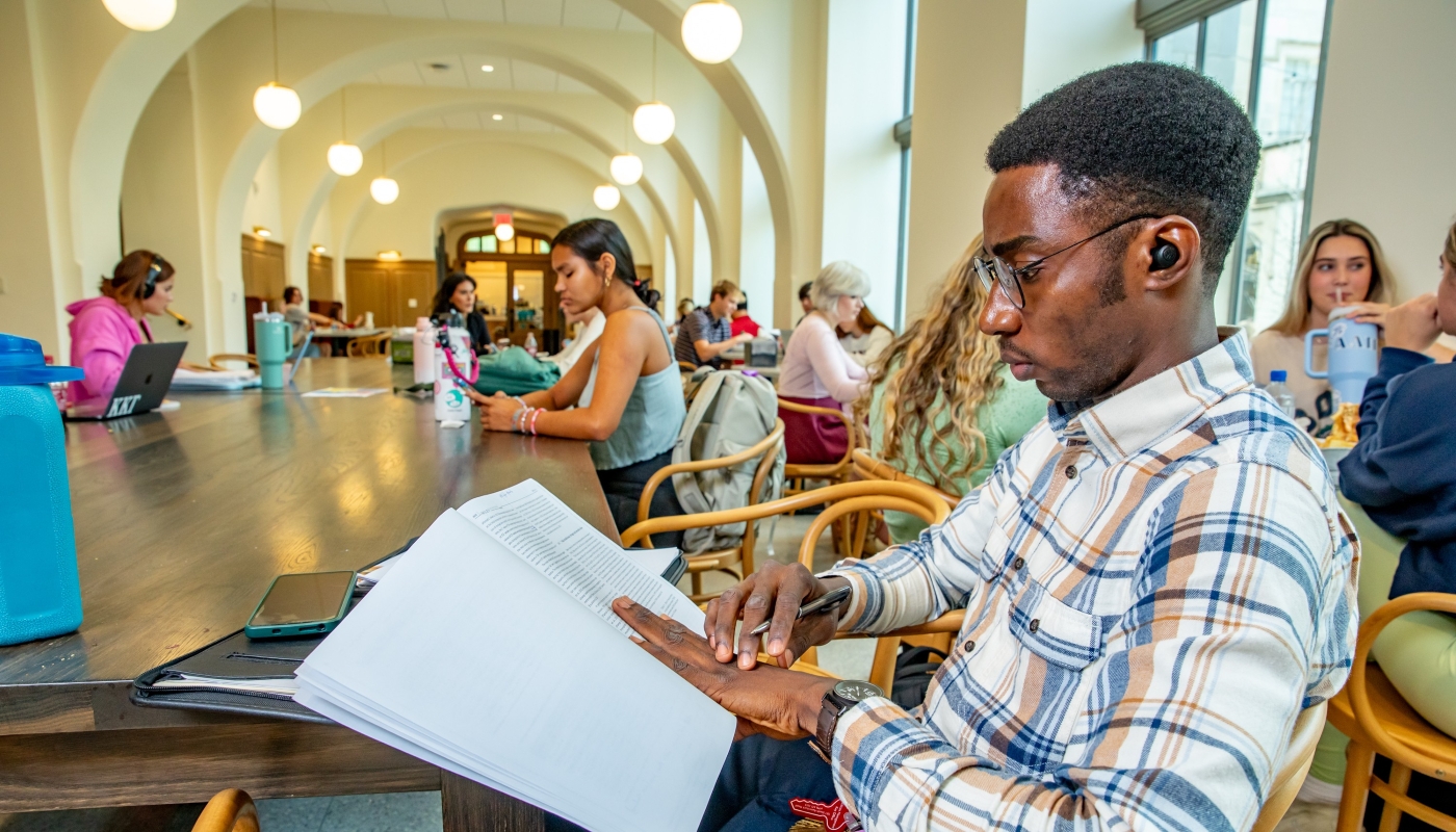 Arkansas Student Reading
